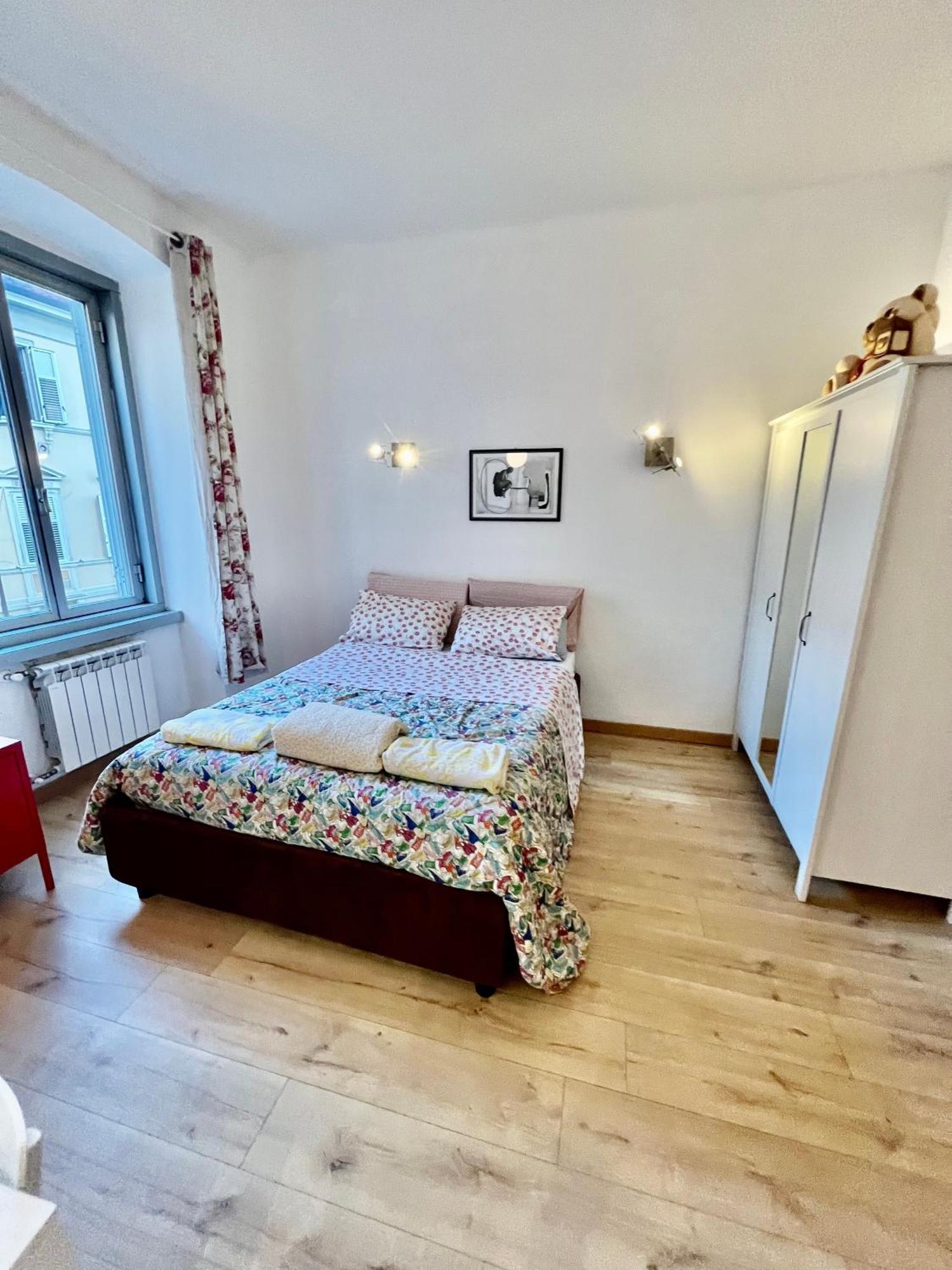 Alla Scalinata Del Teatro Rossetti Confort Suites Parcheggio Trieste Exteriör bild
