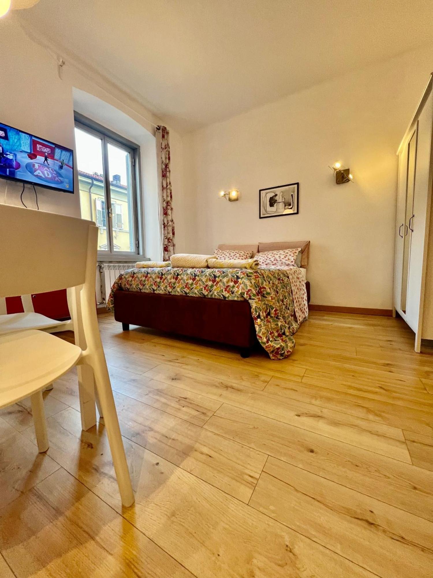 Alla Scalinata Del Teatro Rossetti Confort Suites Parcheggio Trieste Exteriör bild