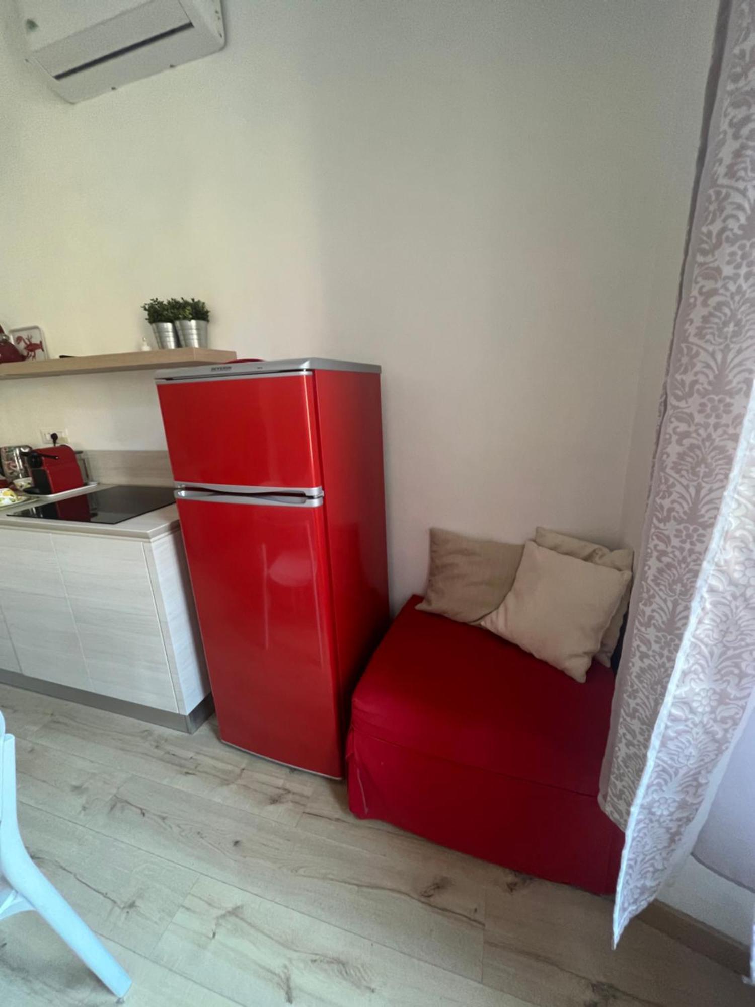 Alla Scalinata Del Teatro Rossetti Confort Suites Parcheggio Trieste Exteriör bild