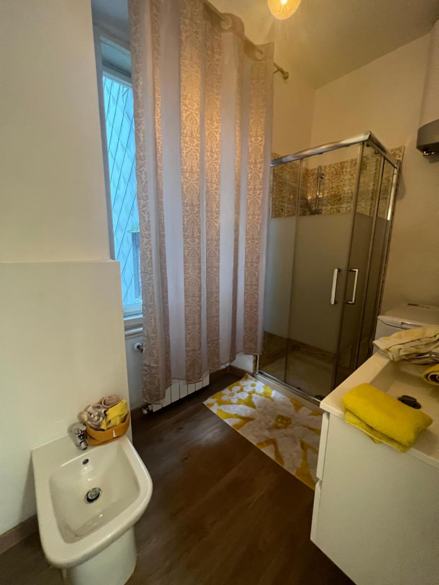 Alla Scalinata Del Teatro Rossetti Confort Suites Parcheggio Trieste Exteriör bild